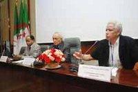  - �conomie fond�e sur la connaissance (EFC)�: ��L'Alg�rie a besoin de clart頻
