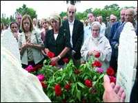  - C�r�monie de recueillement hier au cimeti�re d�El-Alia