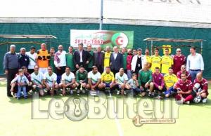 Des membres de la communaut� alg�rienne comm�morent la Journ�e nationale de l'�tudiant par un tournoi de football � V�rone
