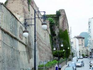 La vieille ville de B�ja�a menace ruine