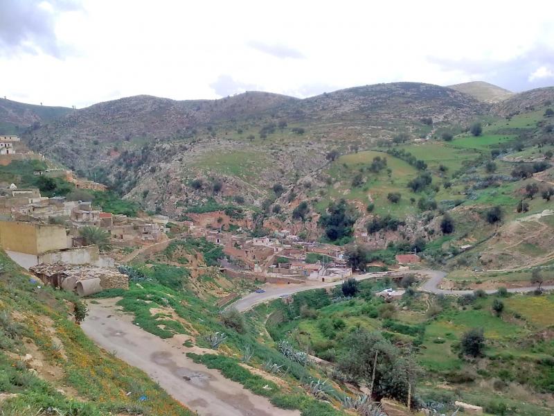 Relizane - vue panoramique d un village de mes grands parents