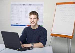 Imprimerie moderne à Tlemcen cherche informaticien