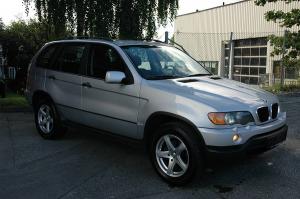 BMW X5 3000