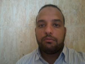 يبحت عن استقرار و العفة