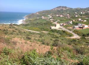 terrain entre tigzirt et azefoune