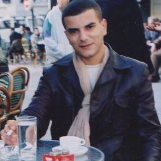 Mec jeune de look pour marriage Hallel