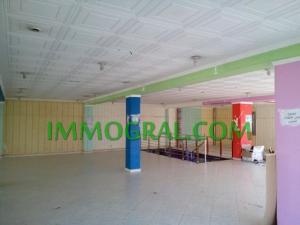 Location local commercial de 440 m², Reghaia, Alger