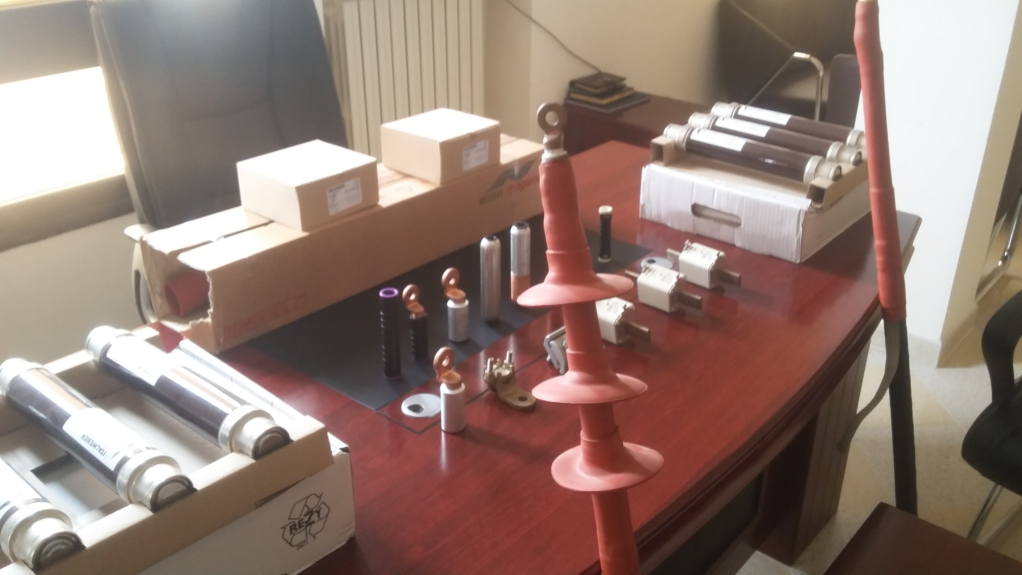 Importation & distribution Matériel électrique MT/BT