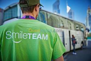 عامل حر مع العديد من المتيازات