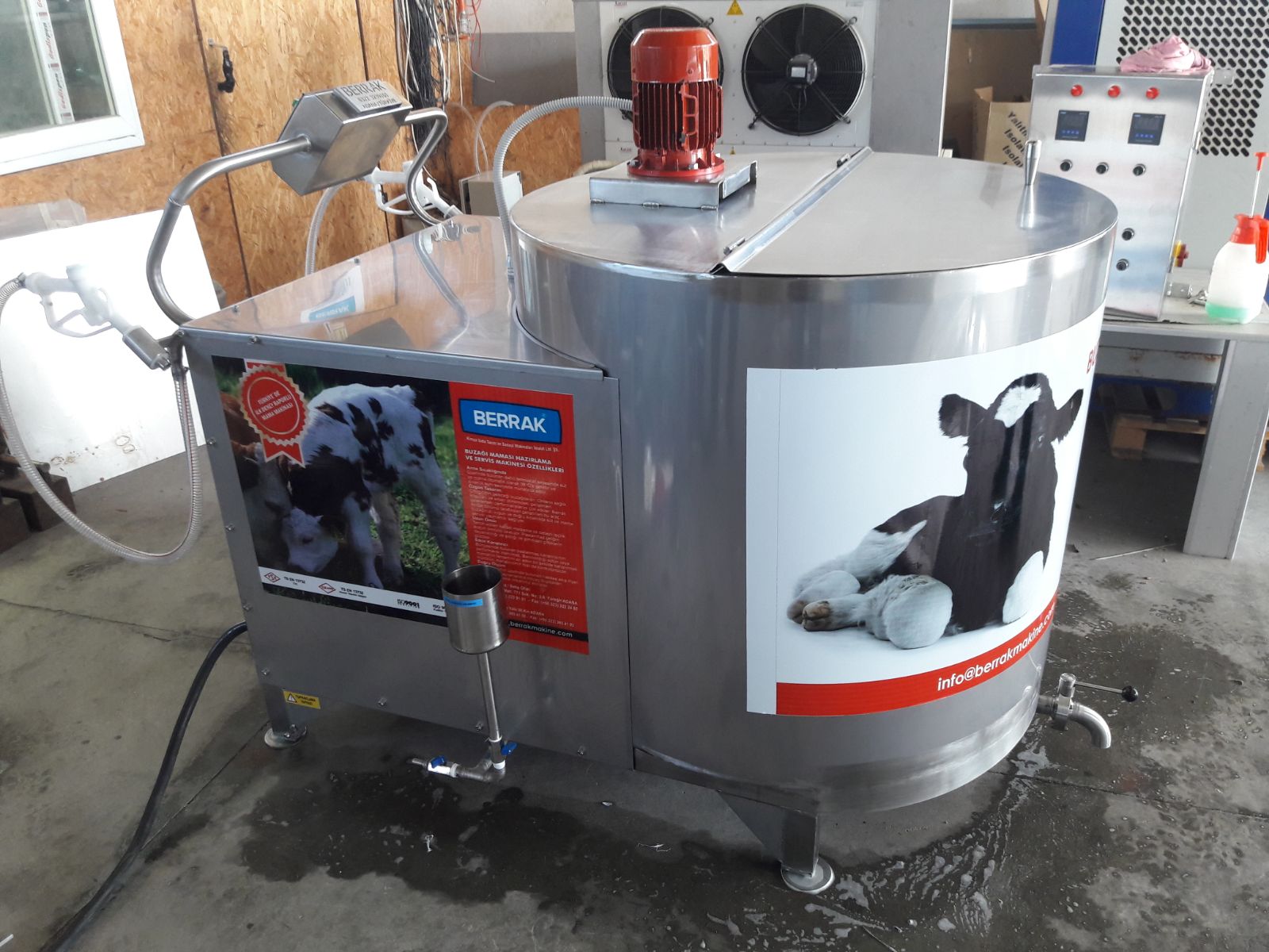 ماكينة بسترة الحليب لتغذية العجول