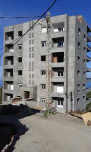 Vente des appartements  Bouzareah un immeuble de 10 étage avec ascenseur avec deux entrées bien situés résidence clôturée vue sur mer
