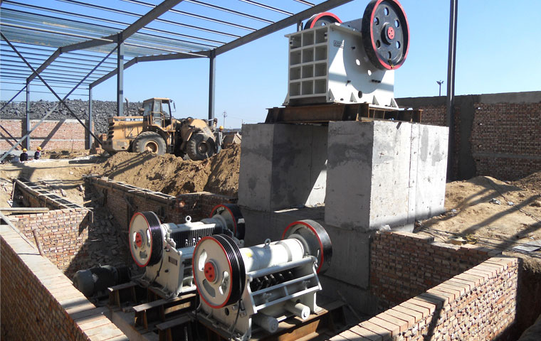 De 150 à 350 t/h concasseur à mâchoire