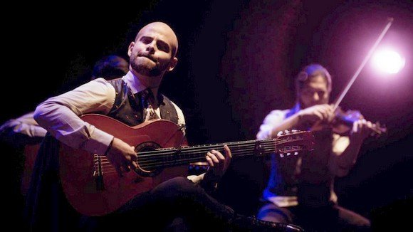 Le guitariste flamenco Alberto Lopez en concert  à Alger