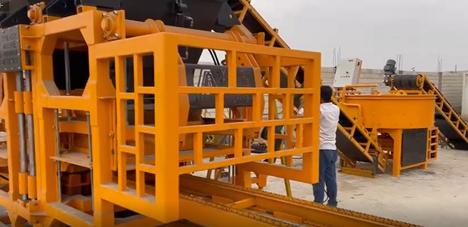 Machine de parpaing, pavé autobloquants