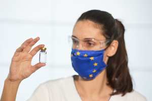 11 Février : Journée internationale des femmes et filles de science ا11 فيفري : اليوم العالمي للمرأة والفتاة في العلوم