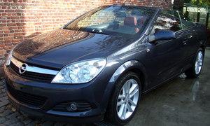 opel décapotable noir 2007