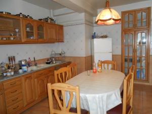 Vend Un Appartement F4 Refait à Neuf Avec Vue Dégagée à Bejaia Ville