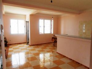 Vend Beau et Spacieux F2 Neuf Avec Vue Sur Mer Dans Une Nouvelle Résidence Balnéaire à Bejaia