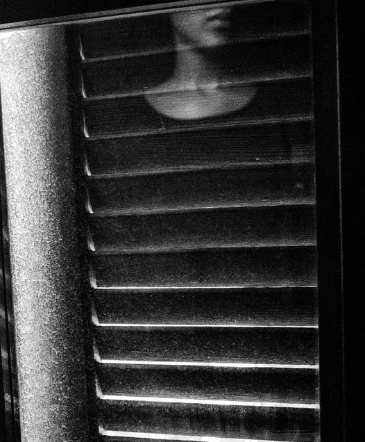 EXPOSITION INTROVERT Photos de Ranya MEZIANE