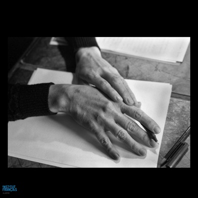 Exposition murale : MAINS D’ÉCRIVAINS