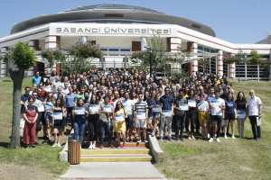 رنامج المنح البحثية الصيفية بجامعة سابانجي في تركيا. إليك ملخصاً موجزاً ومعلومات مفيدة استناداً إلى ما قدمته: