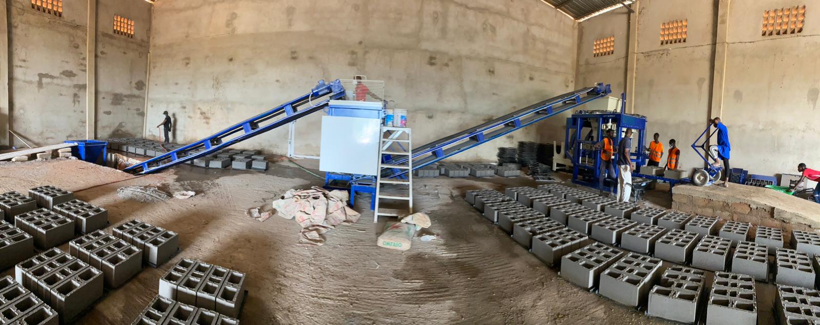 Machine a parpaing semi-automatique OTT 3.1 SA 2027