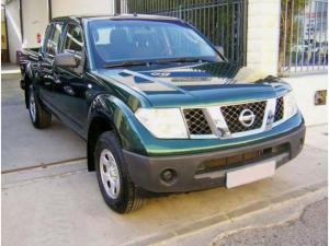 PICK UP NISSAN NAVARA double cabine 2.5 TD (D22)
