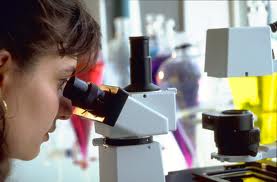 Association pour installer d'un laboratoire d'analyses médicale à Oran