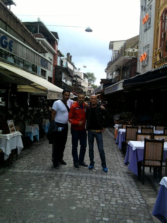 recherche de personnes disparues en Grèce