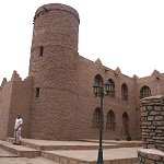 M. Abdelaziz BELKHADEM préside à Nâama les festivités du 125ème anniversaire du début de la résistance de Cheikh BOUAMAMA