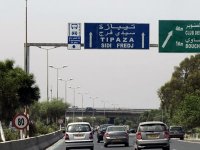 La parade des usagers pour éviter d'être flashés                                Radar sur la voie express de Tipasa