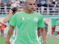 Madjid Bougherra                                'Si l'Algérie passe le premier tour, elle pourra faire de très grandes choses