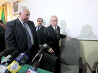 Conseil national du RND                                Proches d'Ouyahia et redresseurs sur une démarche consensuelle