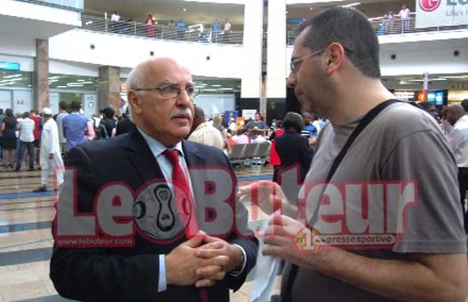 Mohamed Abbès (Ambassadeur d'Algérie en Afrique du Sud» : «200 tickets de stade seront distribués gratuitement aux Algériens démunis»