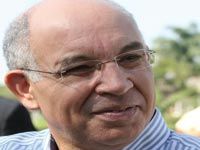 Il défend la décision d'ouvrir le ciel algérien aux avions français                                Rahabi : 'Nos militaires ont fait preuve d'audace et de professionnalisme