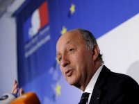 Les Algériens ont dû répliquer à des terroristes dans la prise d'otage (Fabius)