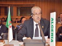 Abdelmalek Sellal au sujet du conflit malien 'Pas de présence militaire étrangère en Algérie