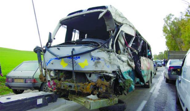 6 قتلى في حادث انقلاب حافلة بقسنطينة الأسرة الجزائرية مهددة بالآفات التي عصفت بالأسرة الغربية :