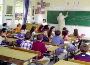 مشروع إنجاز مدرسة نموذجية بالمقاطعة الخامسة قريبا بالأغواط احتضنته قاعة الاجتماعات بدار بلدية حاسي الرمل