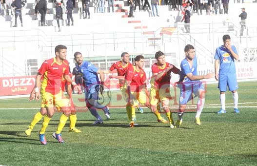 RCA : Le groupe se met au biquotidien