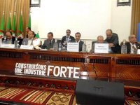 Plaidoyer pour la mise en place d'un climat propice à la croissance et la promotion de l'industrie (rencontre)