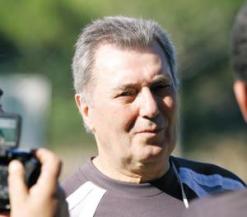 الطاقم الفني يرفع من حجم التدريبات ولا حديث إلا عن الفوز على بلعباس مجلس إدارة شباب قسنطينة يخصص منحا مغرية للإطاحة ببلوزداد