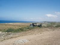 En pillant le sable, ils nous ont fait perdre 35 km de plage depuis 2000 Les brigands des temps modernes