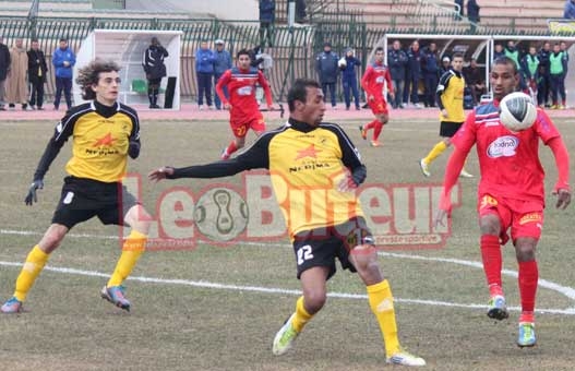 CAB : Aggoune : «On n'a jamais demandé à nos joueurs de se replier en défense»