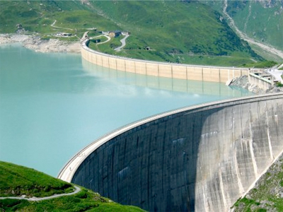 إفراغ للسدود بالطارف خوفا من الطوفان وتجند لغواصين ورجال الحماية