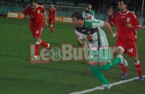 MCS : Saïda dos au mur