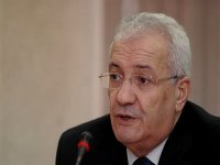 Hâter l'achèvement des projets de couverture radiophonique et télévisuelle du Sud