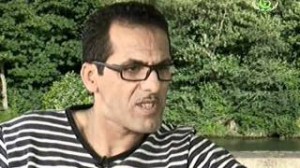 أوهمه بتمكينه من سكن تساهمي : كمال بوعكاز ضحية نصب من طرف ضابط مزيف