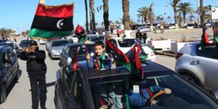 Des milliers de Libyens dans les rues pour l'anniversaire de la révolution