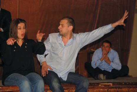 Les volutes de l'innovation Théâtre. La nouvelle pièce de Haïder Benhassine